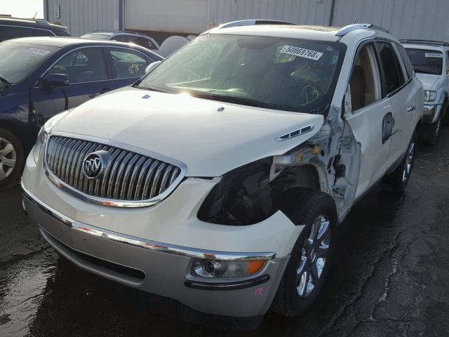 5GALRBEDXAJ136613 - 2010 BUICK ENCLAVE CX CREAM photo 2