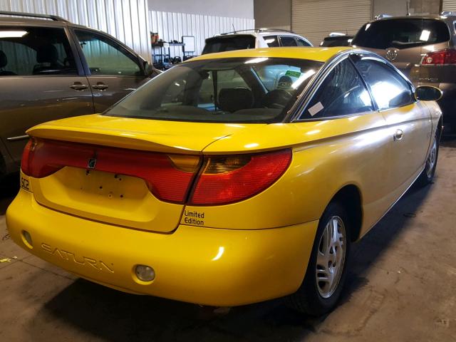 1G8ZR12701Z107313 - 2001 SATURN SC2 YELLOW photo 4