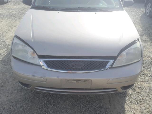 1FAFP34N16W126327 - 2006 FORD FOCUS ZX4 TAN photo 7