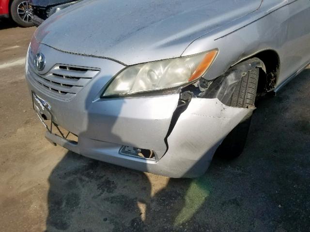 4T4BE46KX9R048252 - 2009 TOYOTA CAMRY BASE SILVER photo 9