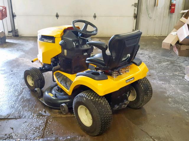 1B077H40278 - 2018 CUB LAWN MOWER YELLOW photo 3