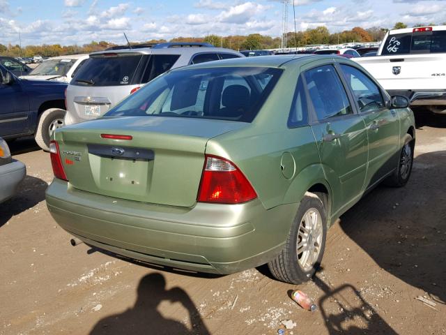 1FAFP34N67W131797 - 2007 FORD FOCUS ZX4 GREEN photo 4