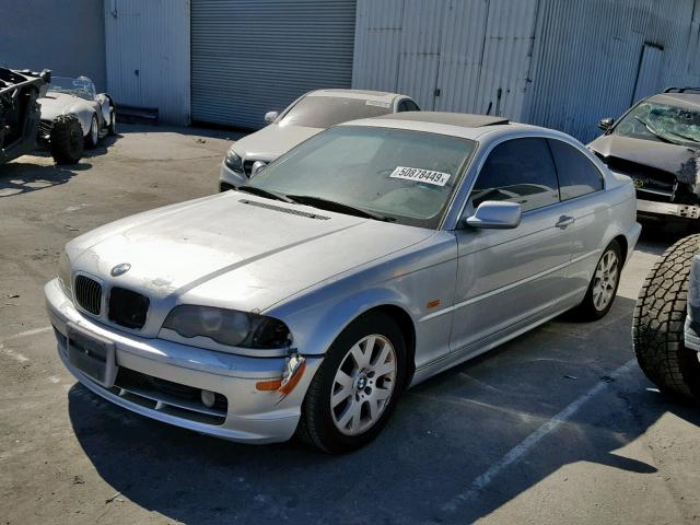 WBABM3342YJN85731 - 2000 BMW 323 CI SILVER photo 2