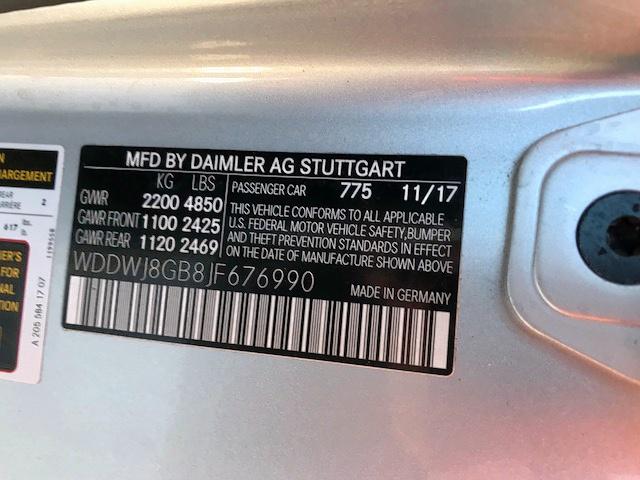 WDDWJ8GB8JF676990 - 2018 MERCEDES-BENZ C 63 AMG SILVER photo 10