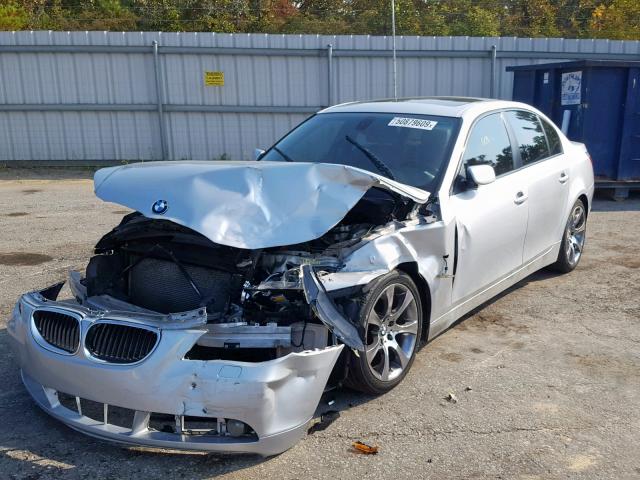 WBANA73514B801675 - 2004 BMW 530 I SILVER photo 2