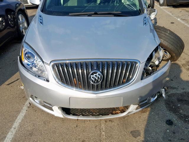 1G4PR5SK9F4109618 - 2015 BUICK VERANO CON SILVER photo 7