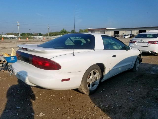 2G2FS22K8T2202784 - 1996 PONTIAC FIREBIRD WHITE photo 4