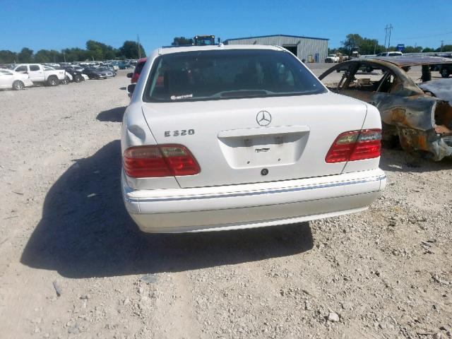 WDBJF65J82B472184 - 2002 MERCEDES-BENZ E 320 WHITE photo 9