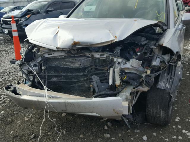 5J8TB18248A018995 - 2008 ACURA RDX SILVER photo 9