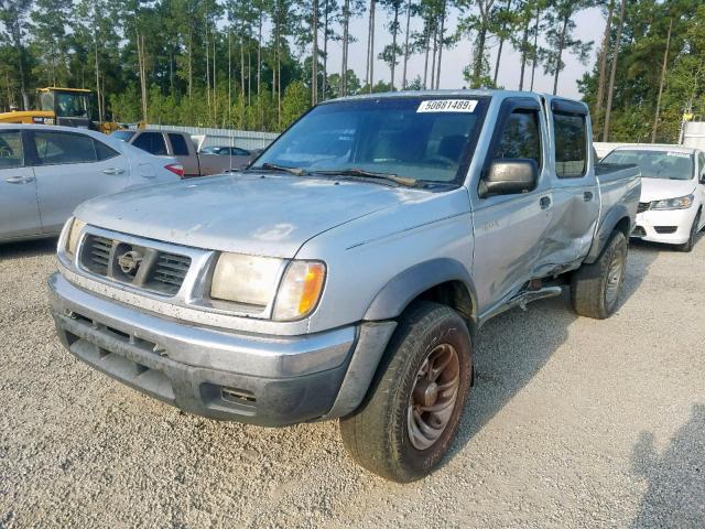 1N6ED27T4YC318863 - 2000 NISSAN FRONTIER C SILVER photo 2