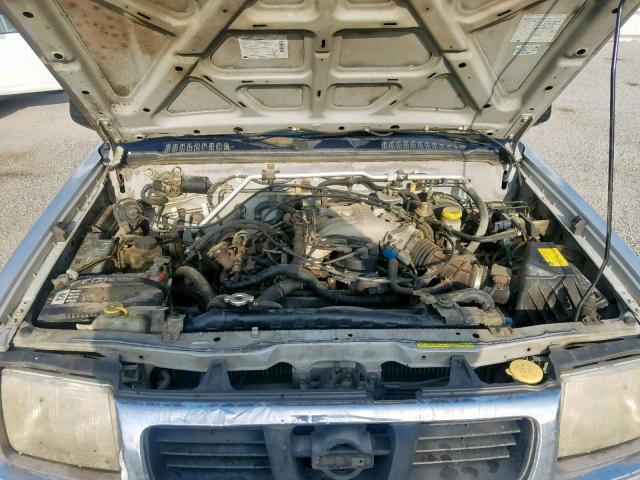 1N6ED27T4YC318863 - 2000 NISSAN FRONTIER C SILVER photo 7