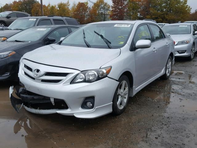 2T1BU4EE0CC782397 - 2012 TOYOTA COROLLA BA SILVER photo 2