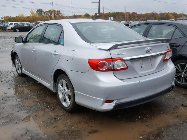 2T1BU4EE0CC782397 - 2012 TOYOTA COROLLA BA SILVER photo 3