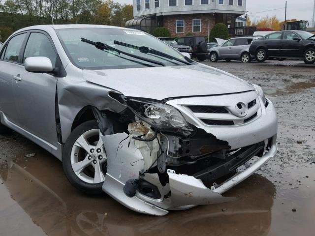 2T1BU4EE0CC782397 - 2012 TOYOTA COROLLA BA SILVER photo 9