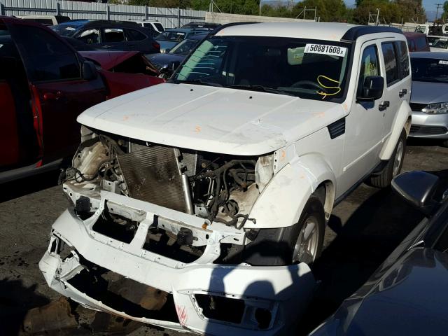 1D8GT28K39W506635 - 2009 DODGE NITRO SE WHITE photo 2