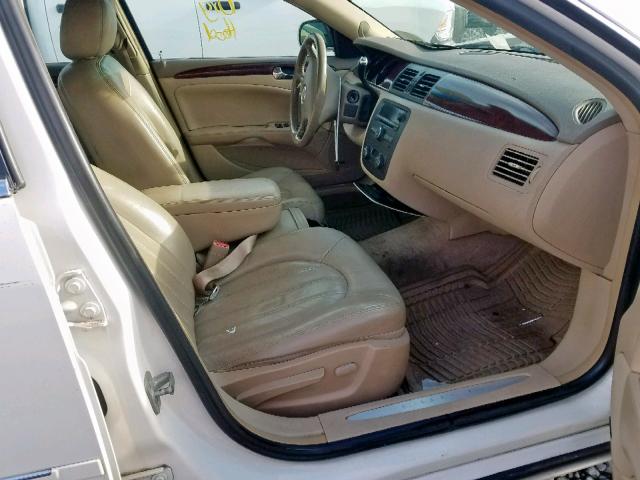 1G4HD57256U219951 - 2006 BUICK LUCERNE CX WHITE photo 5