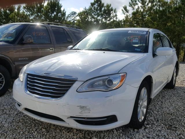 1C3CCBBB1DN673746 - 2013 CHRYSLER 200 TOURIN WHITE photo 2