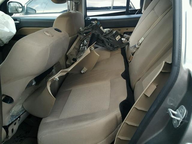 1J4NT1FB8BD245226 - 2011 JEEP COMPASS SP 灰色 照片 6