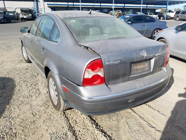 WVWMD63B75P005037 - 2005 VOLKSWAGEN PASSAT GL GRAY photo 3