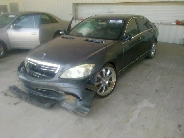 WDDNG71XX8A155768 - 2008 MERCEDES-BENZ S 550 GRAY photo 2