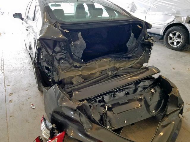 3FA6P0G75GR277848 - 2016 FORD FUSION S GRAY photo 9