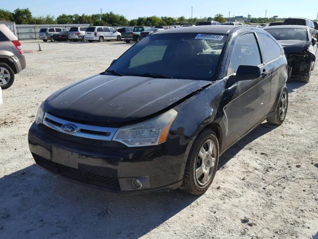 1FAHP32N18W279787 - 2008 FORD FOCUS S/SE BLACK photo 2