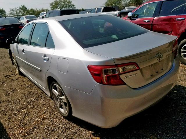 4T1BF1FK3CU138985 - 2012 TOYOTA CAMRY BASE SILVER photo 3