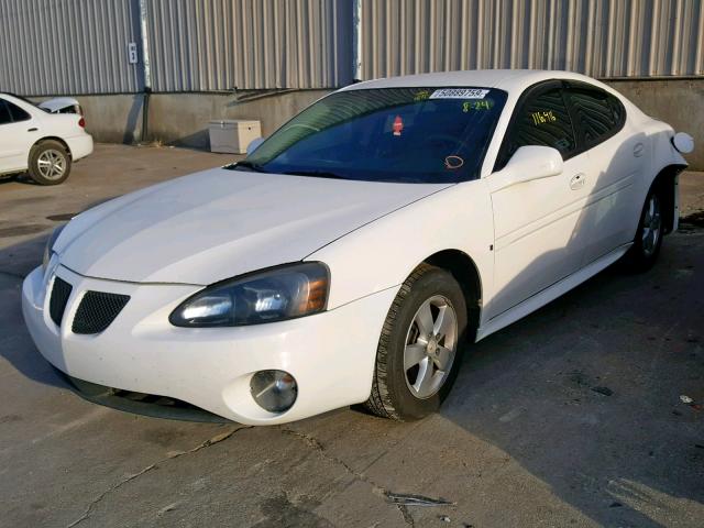 2G2WP552171140428 - 2007 PONTIAC GRAND PRIX WHITE photo 2
