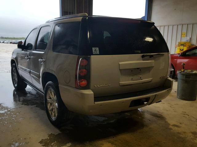 1GKFK63897J376049 - 2007 GMC YUKON DENA SILVER photo 3