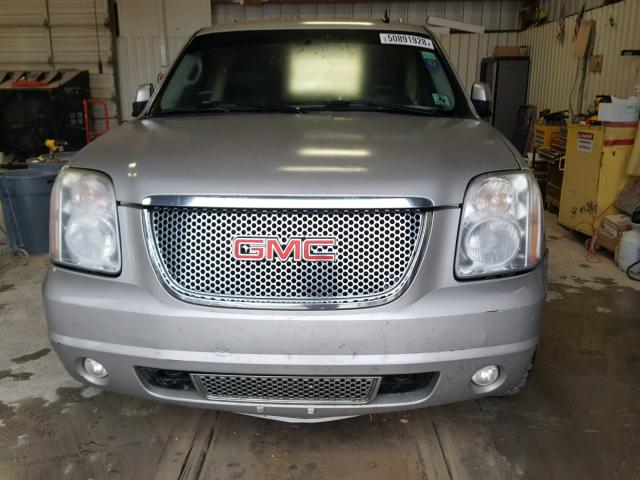 1GKFK63897J376049 - 2007 GMC YUKON DENA SILVER photo 9