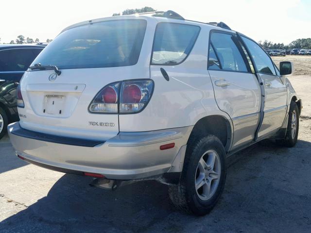 JTJGF10U610104934 - 2001 LEXUS RX 300 WHITE photo 4