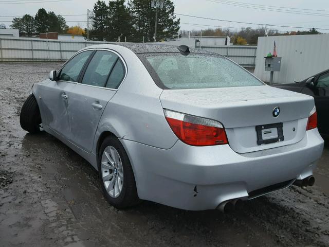 WBANF33566CS34595 - 2006 BMW 525 XI SILVER photo 3