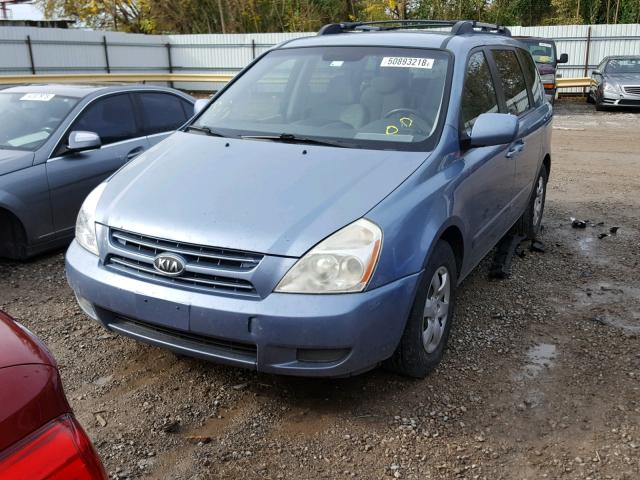 KNDMB133686257776 - 2008 KIA SEDONA BLUE photo 2