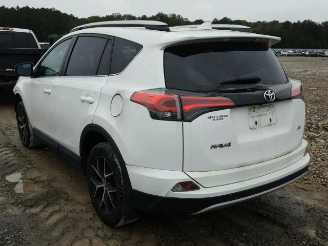 2T3NFREV6GW257926 - 2016 TOYOTA RAV4 SE WHITE photo 3