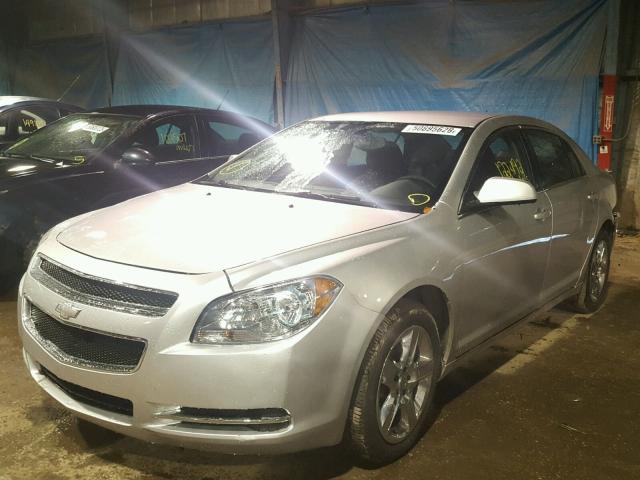1G1ZC5EB8AF129438 - 2010 CHEVROLET MALIBU 1LT SILVER photo 2