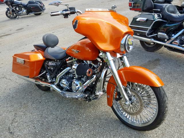 1HD1KB41XAB648351 - 2010 HARLEY-DAVIDSON FLHX ORANGE photo 1