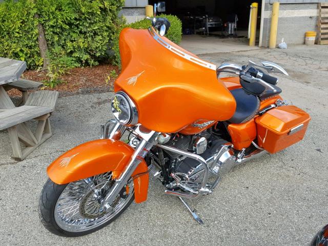 1HD1KB41XAB648351 - 2010 HARLEY-DAVIDSON FLHX ORANGE photo 2