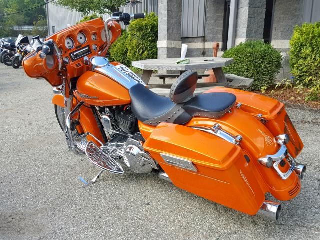 1HD1KB41XAB648351 - 2010 HARLEY-DAVIDSON FLHX ORANGE photo 3