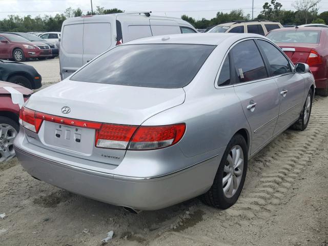 KMHFC46F17A218484 - 2007 HYUNDAI AZERA SE SILVER photo 4