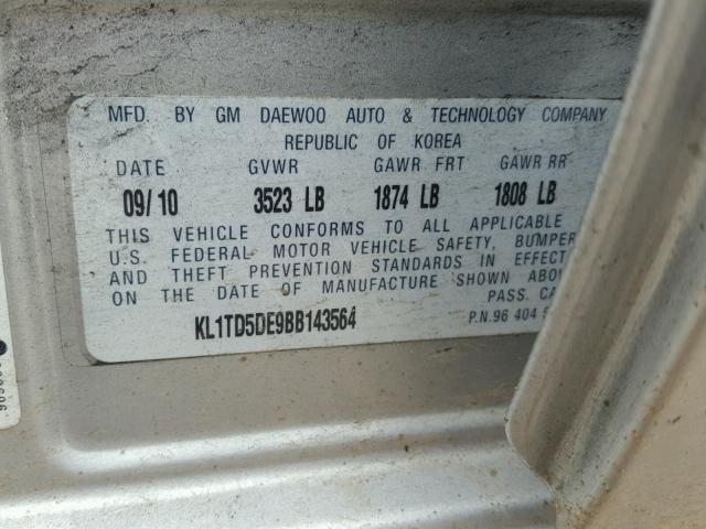 KL1TD5DE9BB143564 - 2011 CHEVROLET AVEO LS SILVER photo 10