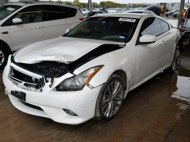 JN1CV6EL0BM263625 - 2011 INFINITI G37 WHITE photo 2