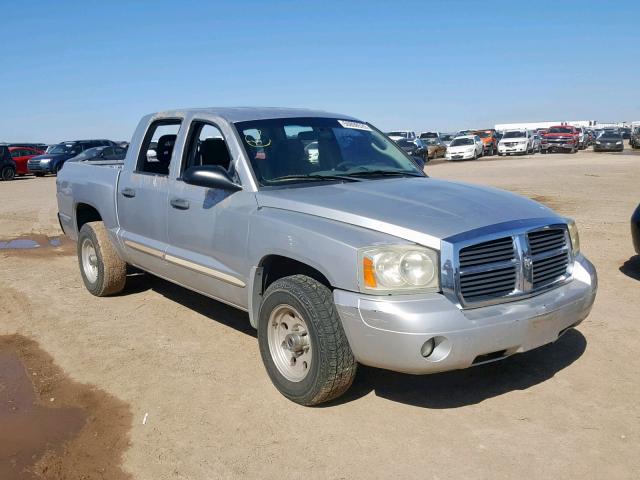 1D7HE48N95S272947 - 2005 DODGE DAKOTA QUA SILVER photo 1