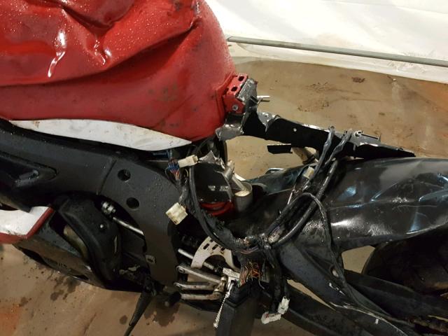 JYARJ06EX4A015429 - 2004 YAMAHA YZFR6 L RED photo 9