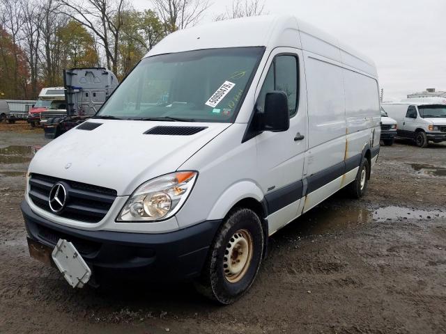 WD3PE8CB1C5681444 - 2012 MERCEDES-BENZ SPRINTER 2 WHITE photo 2