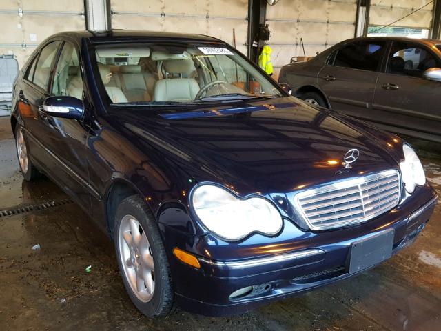 WDBRF61J02F190185 - 2002 MERCEDES-BENZ C 240 BLUE photo 1