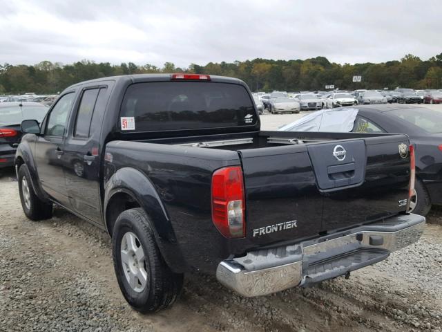 1N6AD07U95C457295 - 2005 NISSAN FRONTIER C BLACK photo 3