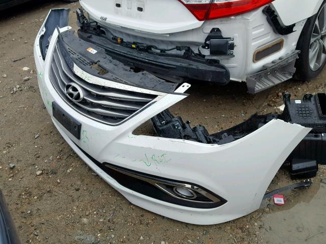 KMHFG4JG6HA579893 - 2017 HYUNDAI AZERA WHITE photo 9