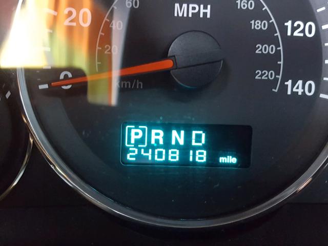 1J8HG48KX6C369069 - 2006 JEEP COMMANDER BURGUNDY photo 8