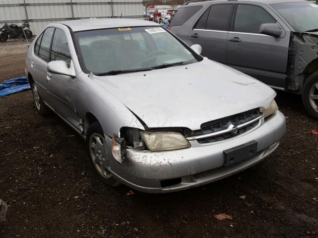 1N4DL01D7WC245711 - 1998 NISSAN ALTIMA XE GRAY photo 1