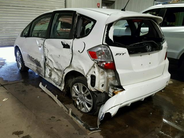 JHMGE8H48AS014223 - 2010 HONDA FIT SPORT WHITE photo 3